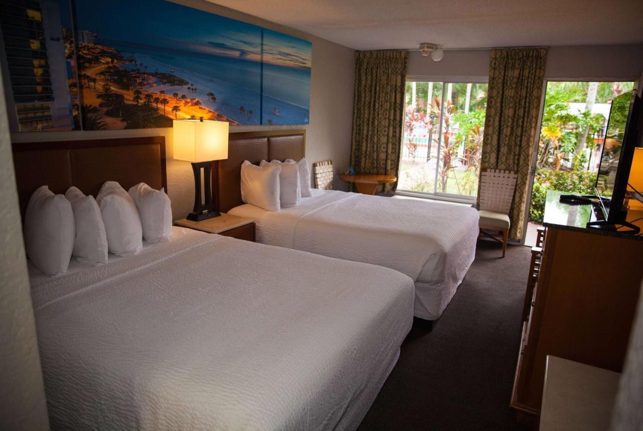 Days Inn By Wyndham Cocoa Cruiseport West At I-95/524 Екстер'єр фото