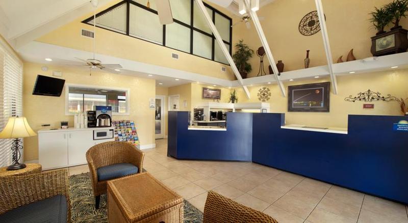 Days Inn By Wyndham Cocoa Cruiseport West At I-95/524 Екстер'єр фото