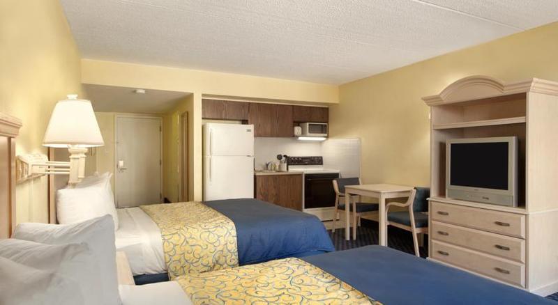 Days Inn By Wyndham Cocoa Cruiseport West At I-95/524 Екстер'єр фото