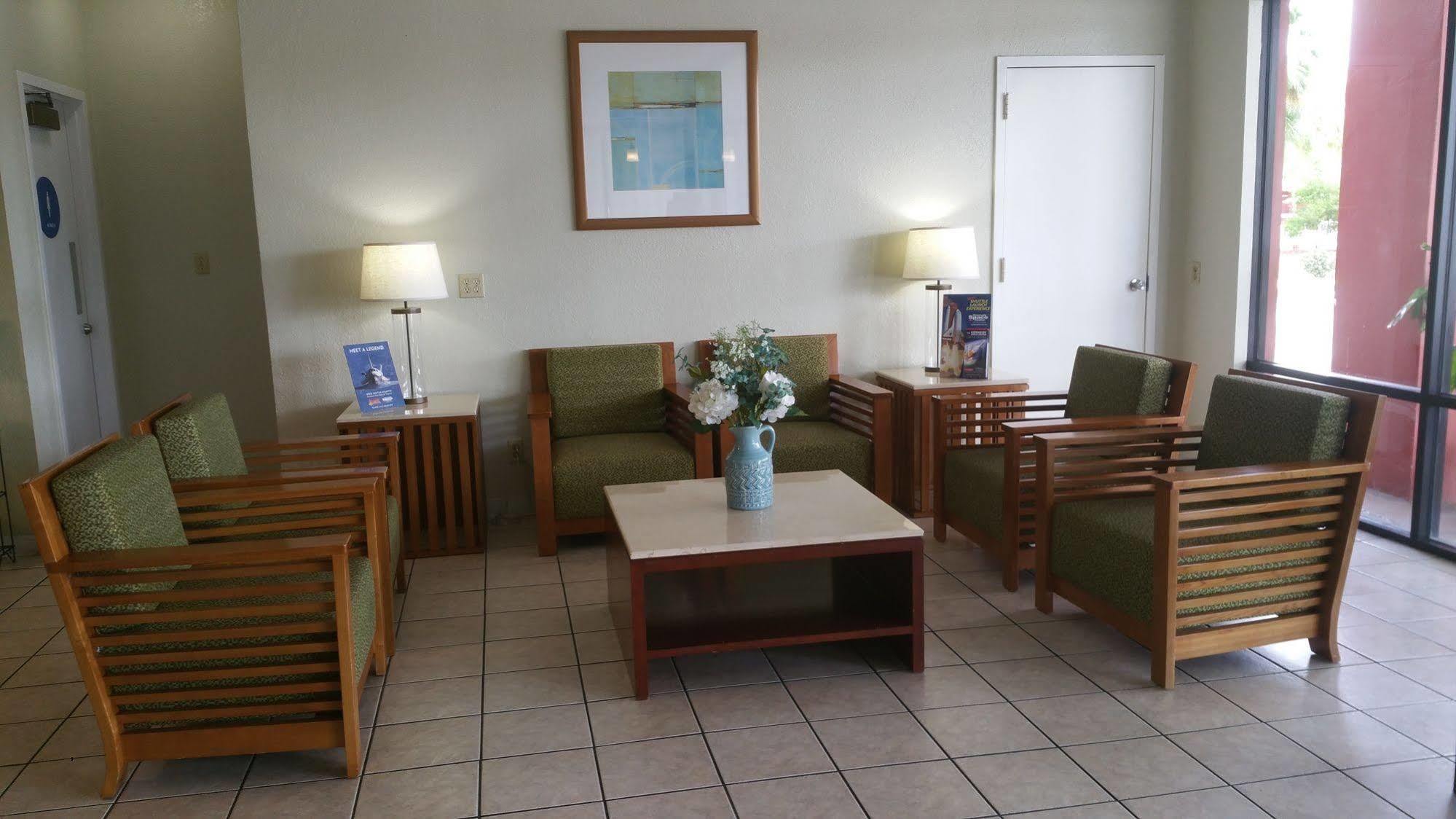 Days Inn By Wyndham Cocoa Cruiseport West At I-95/524 Екстер'єр фото